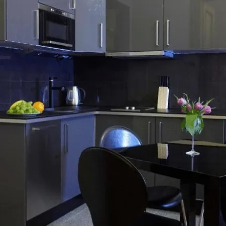 Decameron アパート