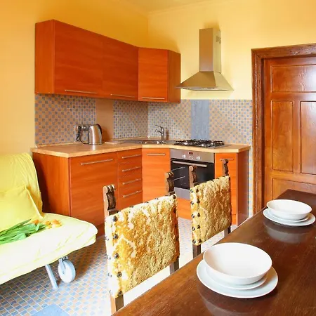 Decameron アパート *